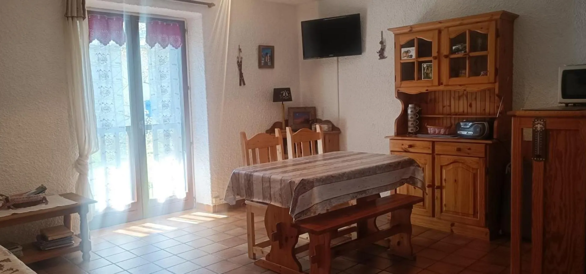Nice Studio In The Heart Of Le Monetier-Les-Bains 0*,  France